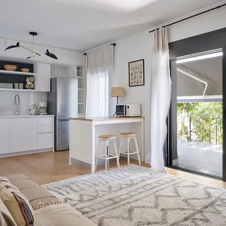 Apartment South Coast Oasis *